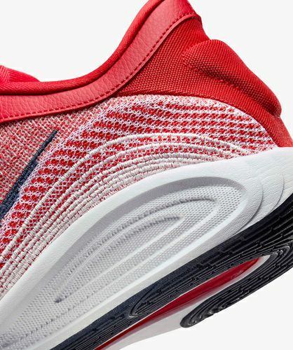 【値下げ可】NIKE G.T ハッスル　アカデミー ナイキ G.T. ハッスル アカデミー ユニバーシティレッド ホワイト 2024