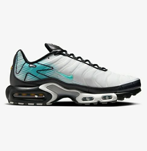 ナイキ エア マックス プラス サミットホワイト オーロラグリーン 2025