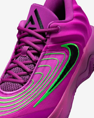 ナイキ ヤニス イモータリティ 4 ハイパーバイオレット グリーンストライク 2025